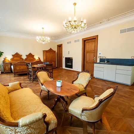 Zlaty Pelikan Karlovy Vary