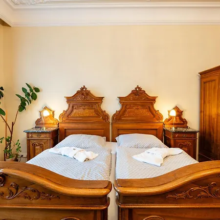 Zlatý Pelikán Apartmán *