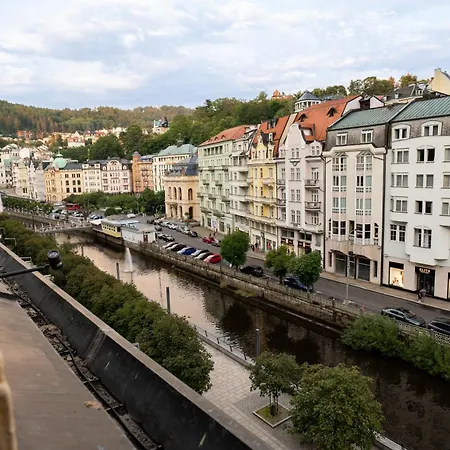 Zlaty Pelikan * Karlovy Vary